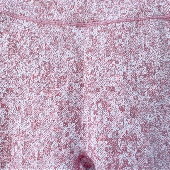 GYMSHARK Womens Compression Fit Fleur Texture Leggings Sz XS Dusky Pink Marl - Picture 3 of 6